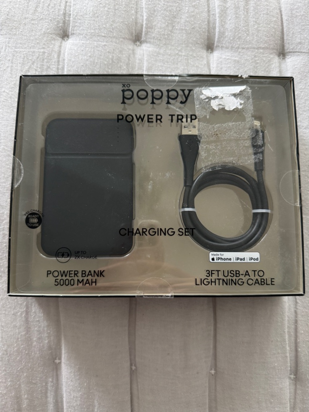Poppy Power Trip 5000 Black Power Bank + Lightning Cable USB-A Lightening Cable
